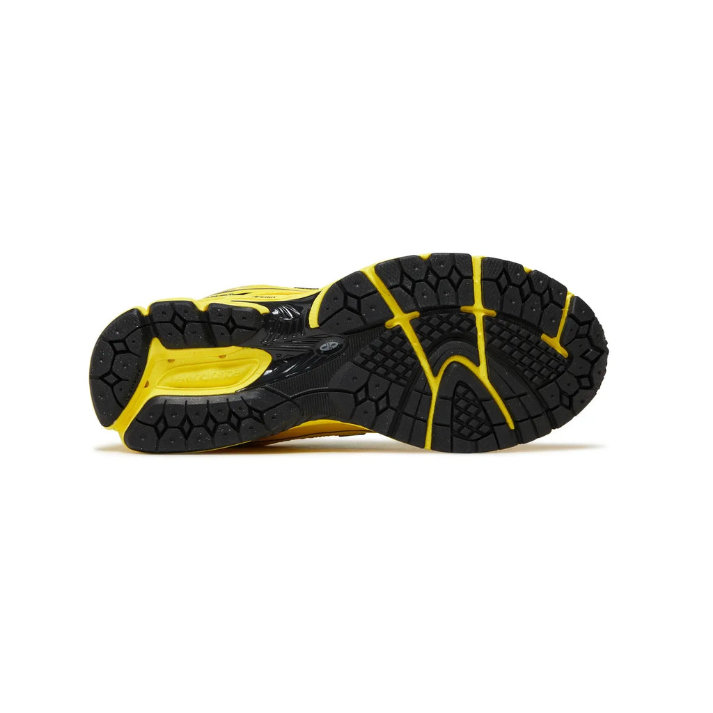 New Balance 1906R x Ganni Blazzer Yellow - View 4