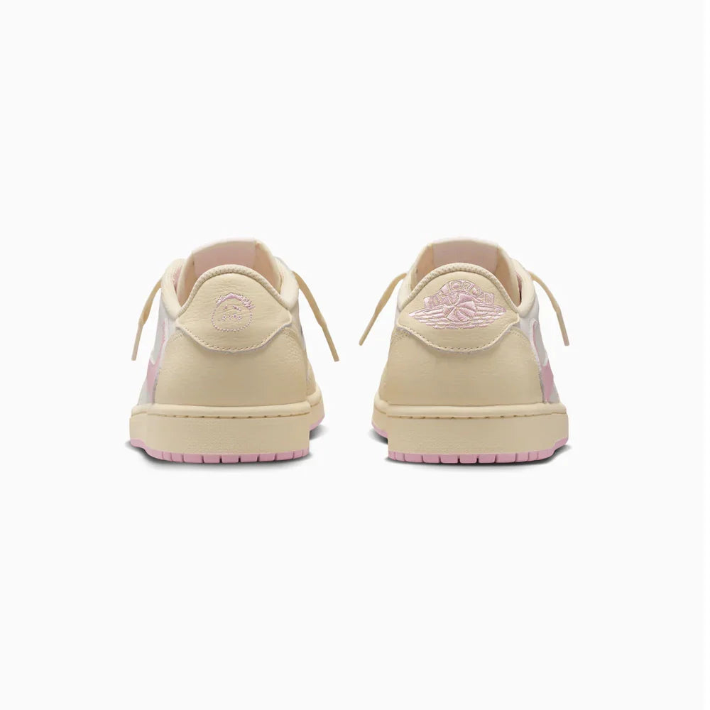 Air Jordan Retro 1 Low x Travis Scott Retro Shy Pink