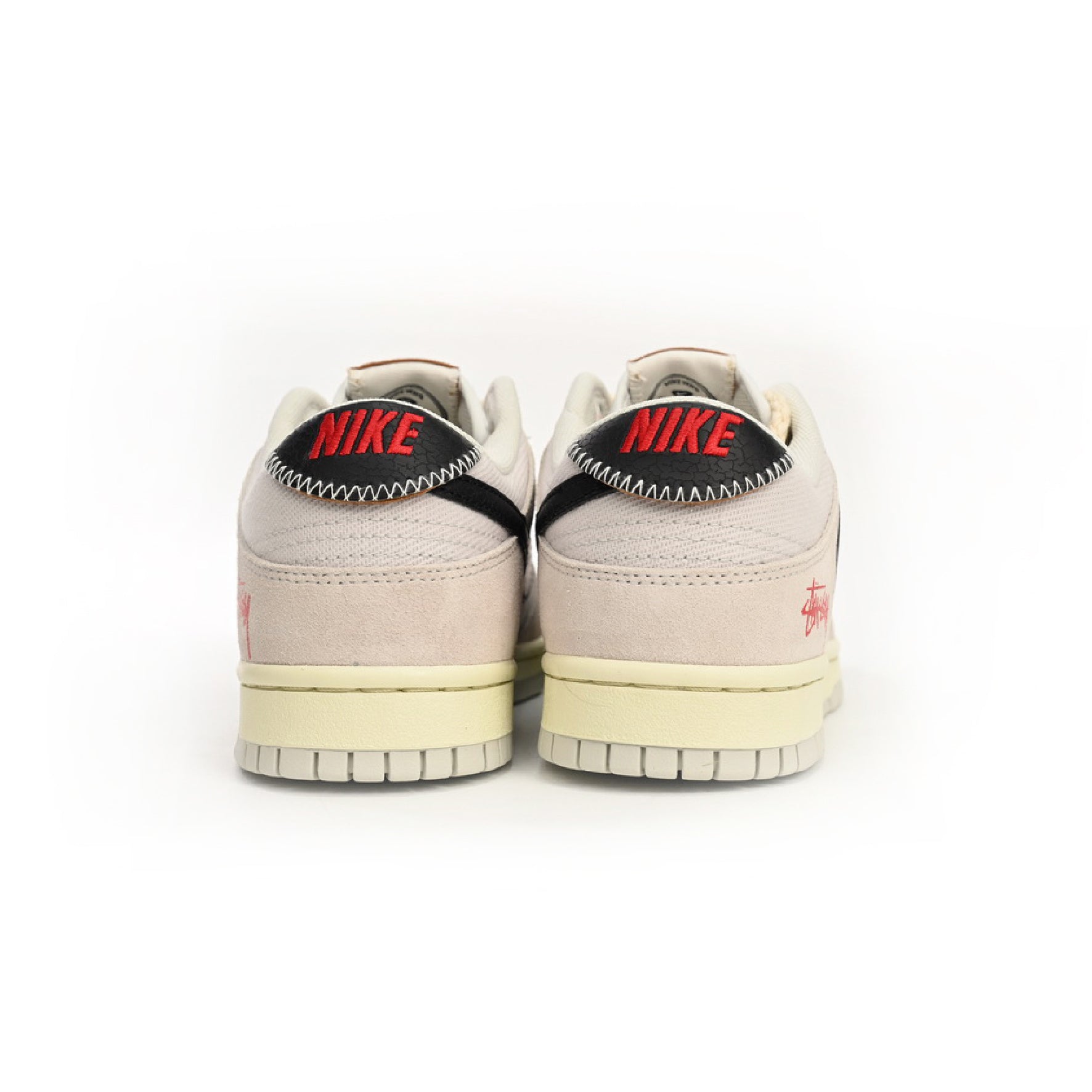 Nike Dunk Low SB x Stussy 13